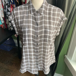 Women's Lucky Brand Plaid Button-Down Shirt Size M Gray & White